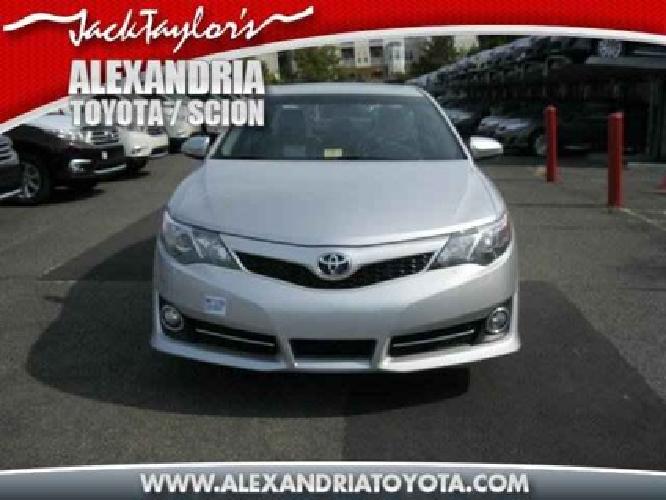 2014 toyota camry se sport in alexandria, va