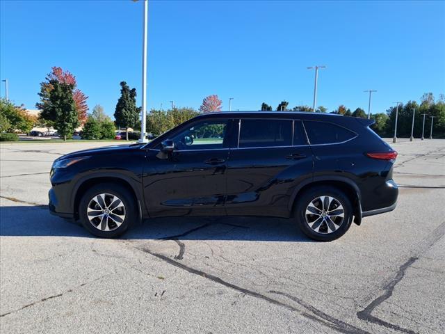 2021 toyota highlander xle