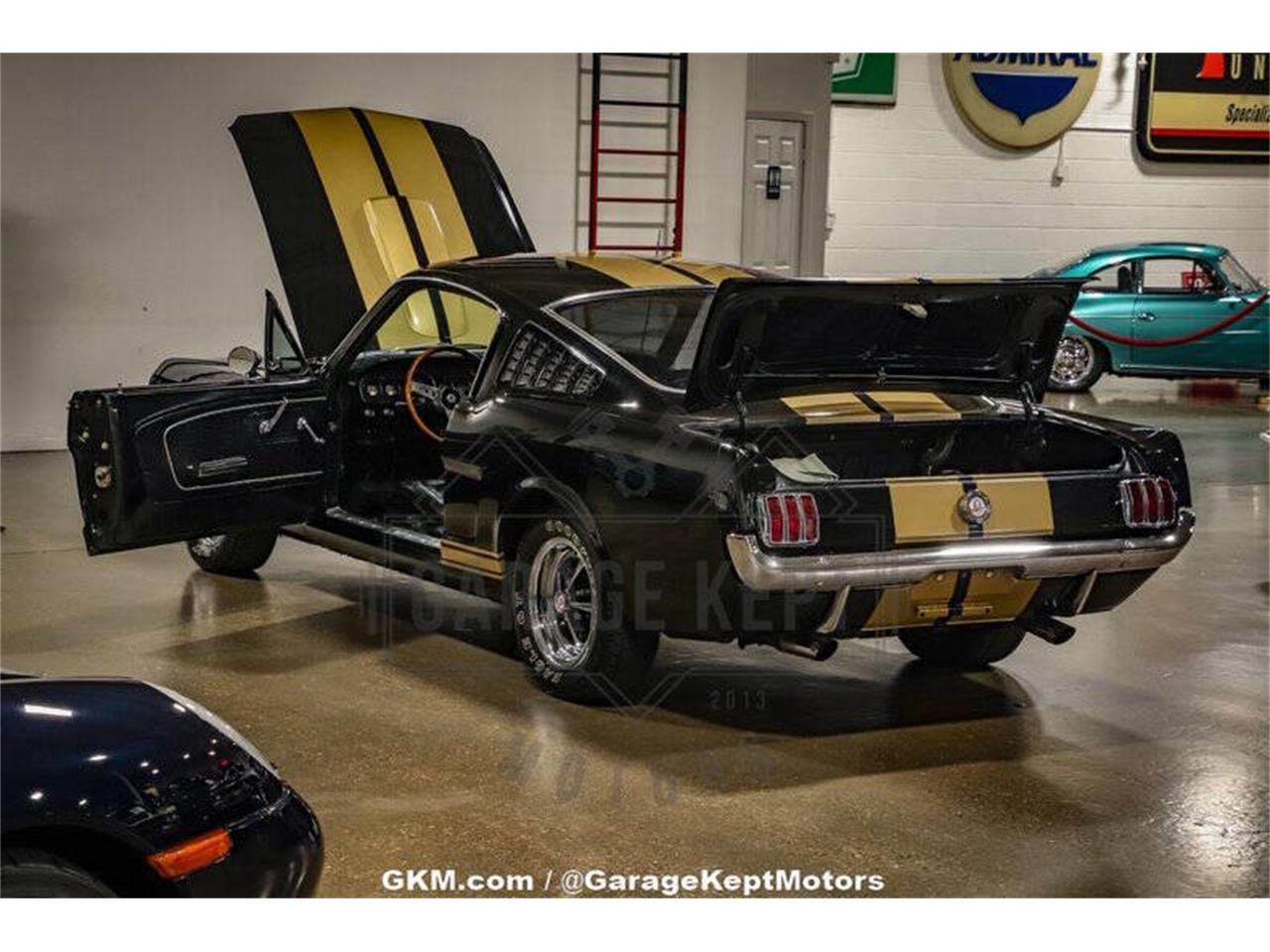 1965 ford mustang