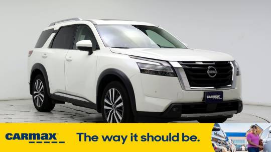 2022 Nissan Pathfinder
