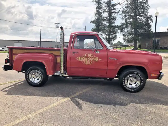 1979 dodge lil red express sold new in 2004! 700 miles