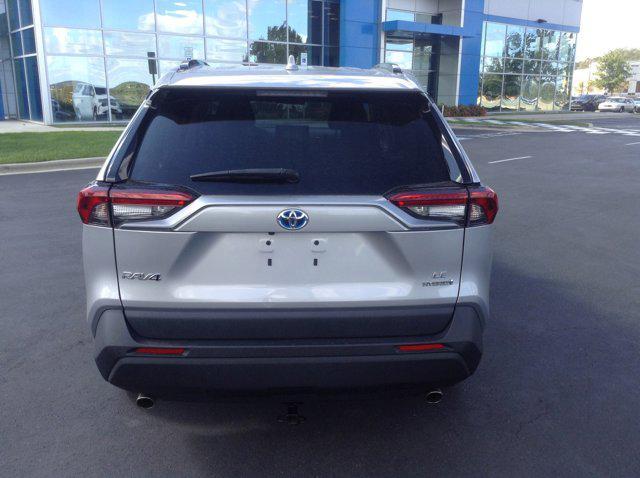 2022 toyota rav4 hybrid le