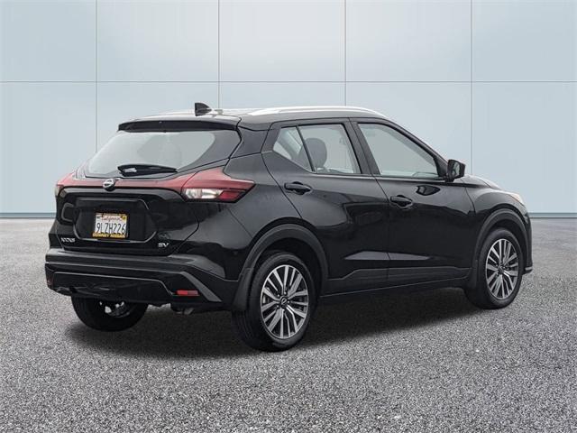 2024 nissan kicks sv