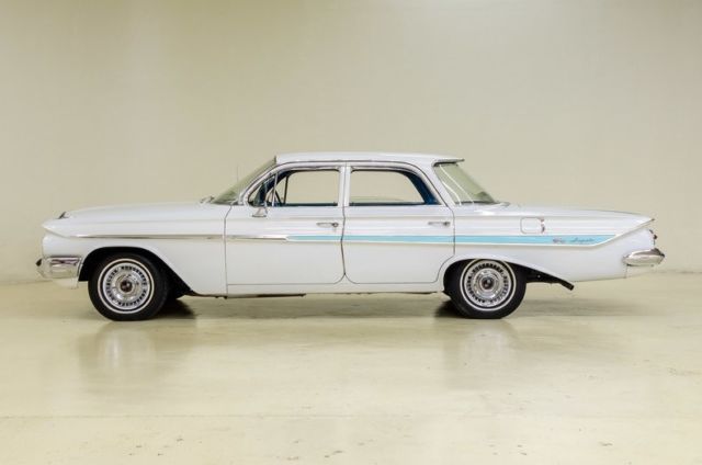 1961 chevrolet impala 44132 miles white sedan 235 ci 2-spd auto