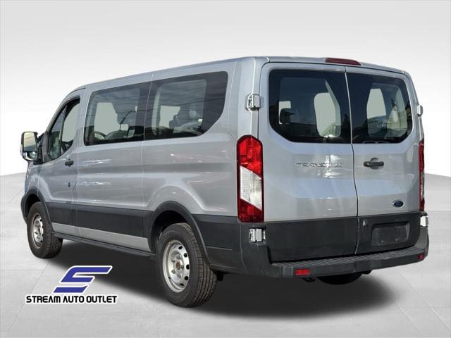 2019 ford transit-150 xl