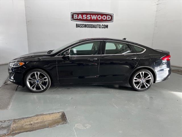 2020 ford fusion titanium