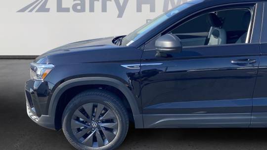 2024 Volkswagen Taos