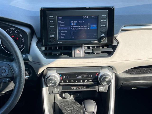 2021 toyota rav4 xle