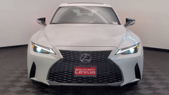 2022 Lexus IS