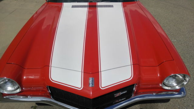 1970 chevrolet camaro z/28 resto mod, 6 speed real nice driver