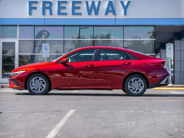 2024 hyundai elantra sel