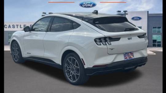 2024 Ford Mustang Mach-E