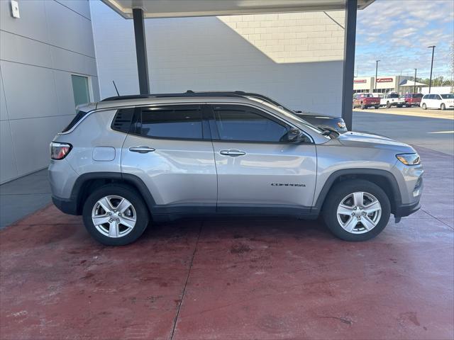 2022 jeep compass latitude