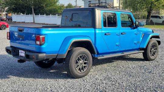 2024 Jeep Gladiator