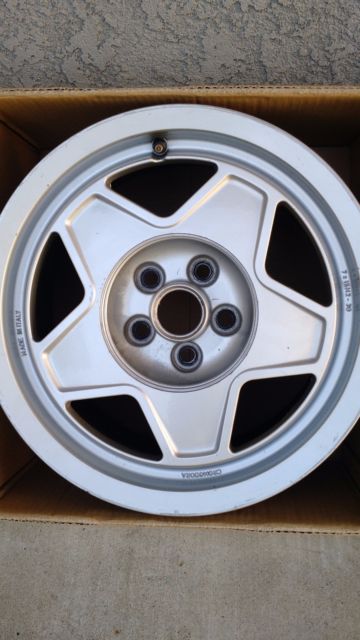 pontiac mera (fiero) cromadora rims