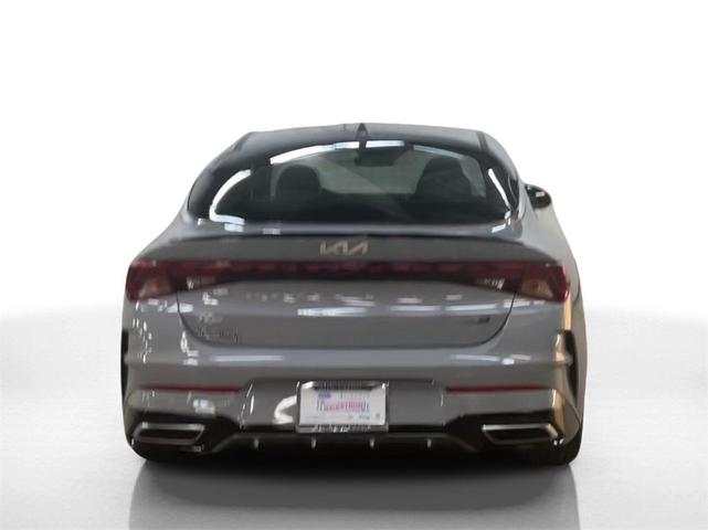 2022 kia k5 gt-line