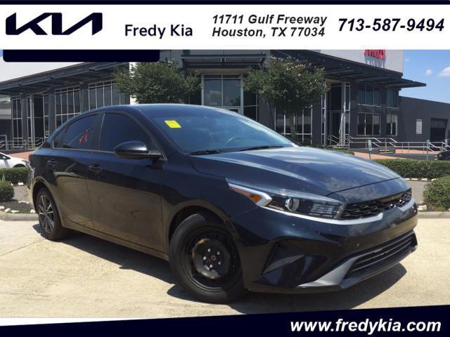 2023 kia forte lxs