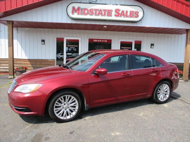 2013 chrysler 200 lx