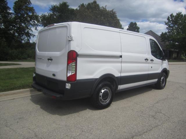 2018 ford transit-150 base
