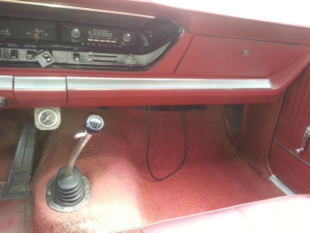 factory 4 speed 383 4 bbl plymouth fury iii - rare car with a clean body