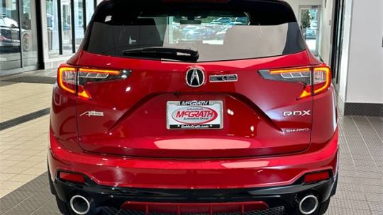 2025 Acura RDX