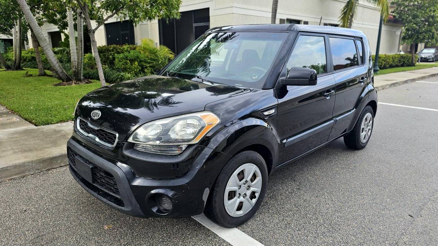 2012 kia soul base