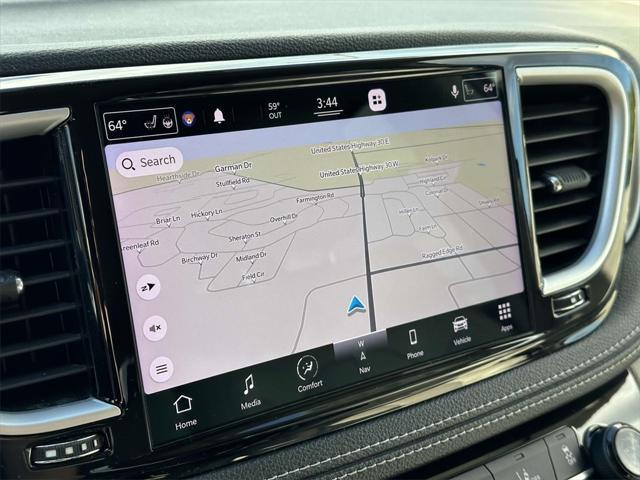2021 chrysler pacifica hybrid touring l