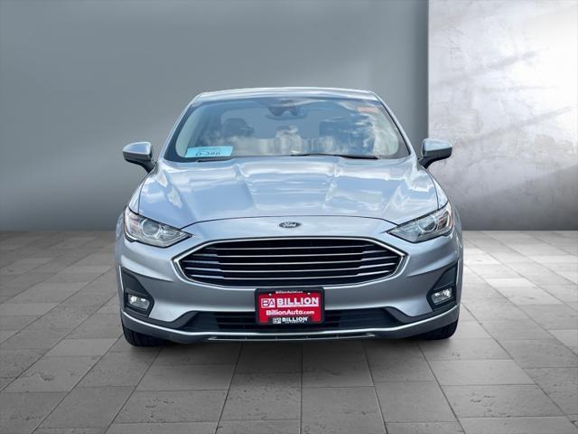 2020 ford fusion se