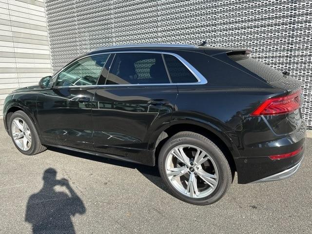 2023 audi q8 55 premium plus