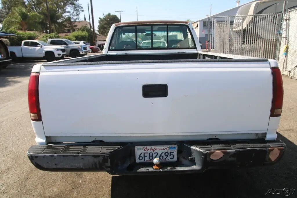 1993 chevrolet cheyenne 1500 4.3 l 6 cylinder no reserve
