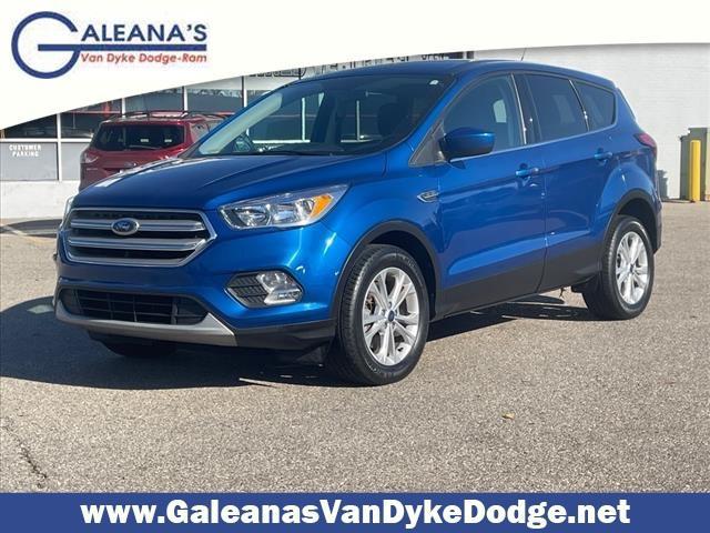 2019 ford escape se