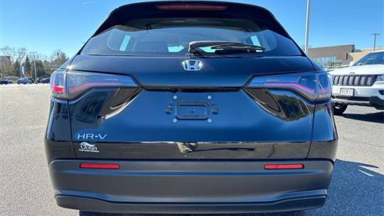 2023 honda hr-v lx