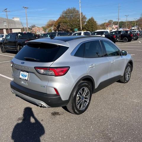 2020 ford escape sel