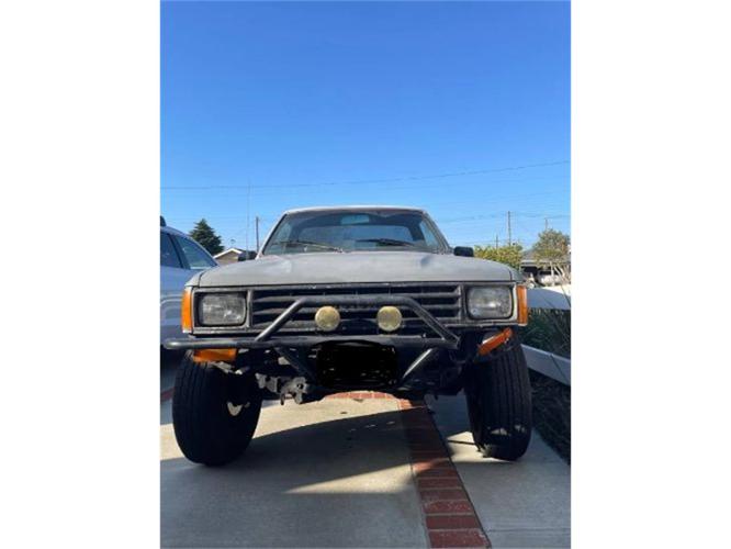 1988 toyota pickup in cadillac, michigan
