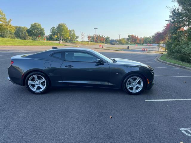 2017 chevrolet camaro lt