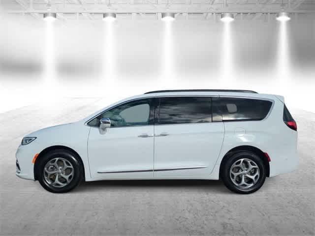 2022 chrysler pacifica limited