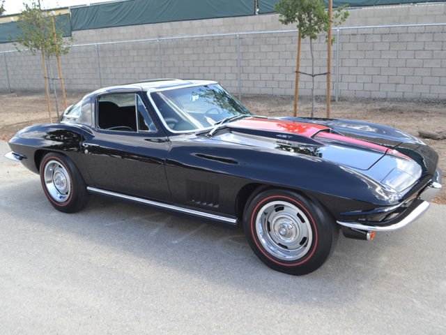 67 w/docs, factory a/c, l36 427/390hp, tuxedo black, red stinger, black interior
