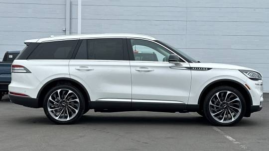 2024 Lincoln Aviator