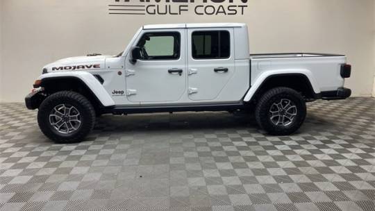 2024 Jeep Gladiator