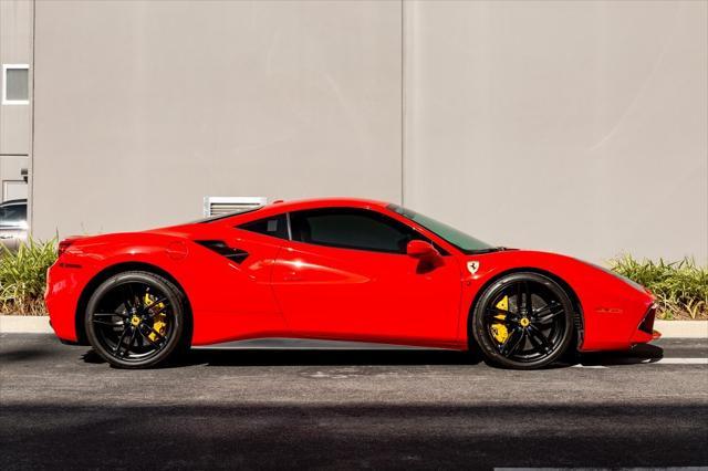 2017 ferrari 488 gtb base