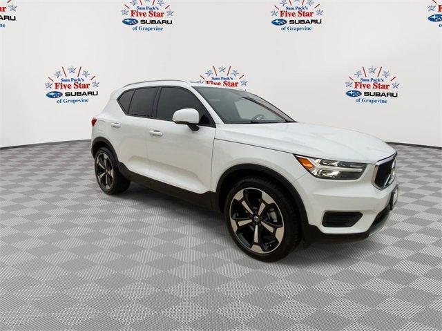 2019 volvo xc40 momentum
