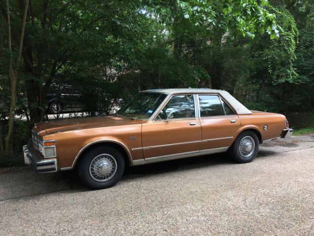 1978 chrysler lebaron base sedan 4-door 5.2l