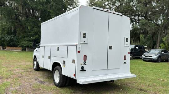 2025 Ford E-Series