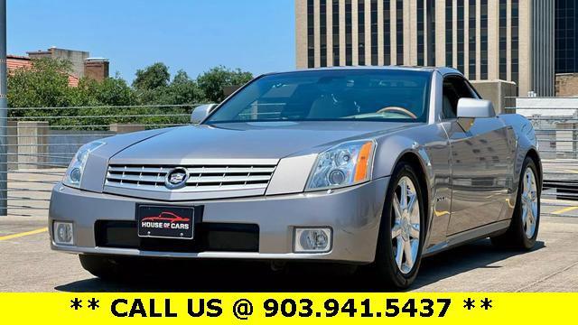 2004 cadillac xlr base