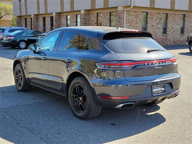 2021 porsche macan base
