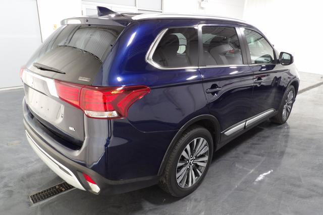 2020 mitsubishi outlander sel