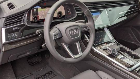 2025 Audi Q8