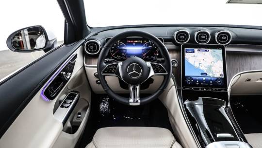 2025 Mercedes-Benz GLC