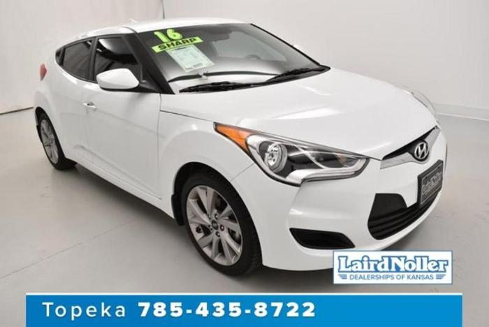 2016 hyundai veloster base 3dr coupe 6m w/black seats for sale in topeka, kansas