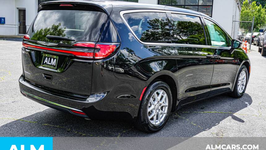 2023 chrysler pacifica touring l